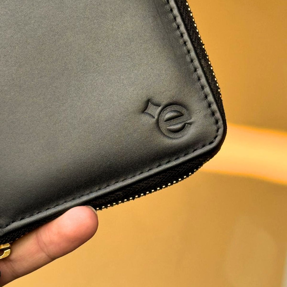 Ultra Travel Wallet