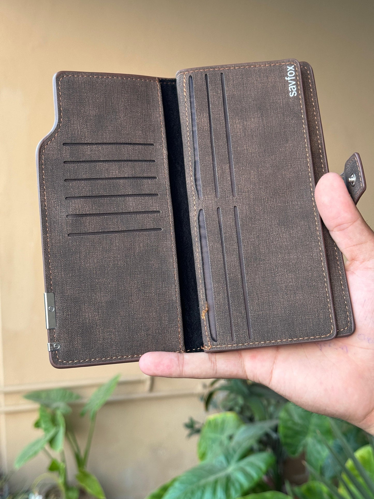 Savfox Button Wallet
